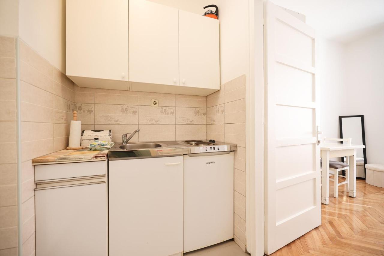 Cozy Studio Apartments In City Centar Stosija Zadar Exterior photo